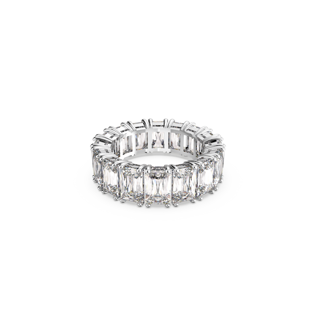 Close-up of a Swarovski Vittore ring featuring rectangular-cut crystals encircling the band, showcasing fine jewelry detail.