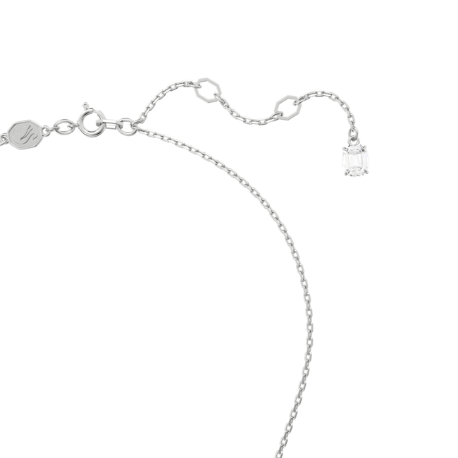Close-up of the rhodium-plated chain and clasp of the Swarovski Matrix Heart Pendant necklace.