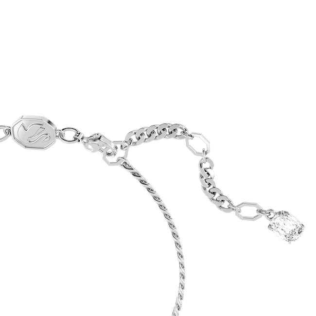 Close-up of the adjustable chain closure and heart-shaped crystal of the Swarovski Matrix rhodium-plated bracelet.