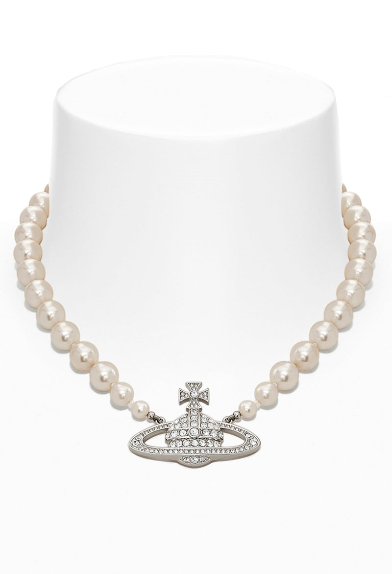 Vivienne Westwood Platinum Plated Cream Pearl Bas Relief Choker