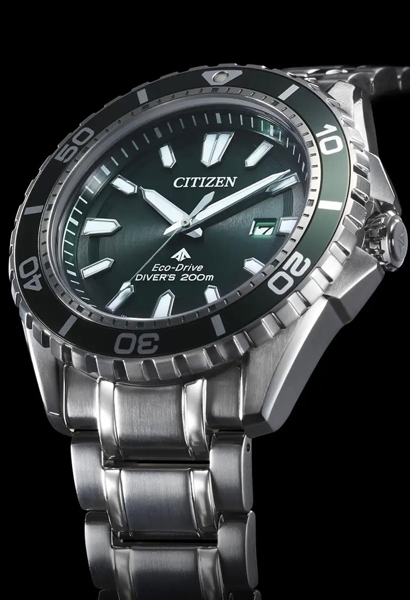 Citizen Gents Eco-Drive Promaster Green 200m Divers Stainless Steel Bracelet Watch