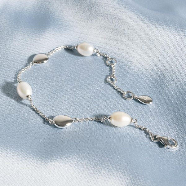 Kit Heath Coast Pebble Pearl Bracelet in Silver