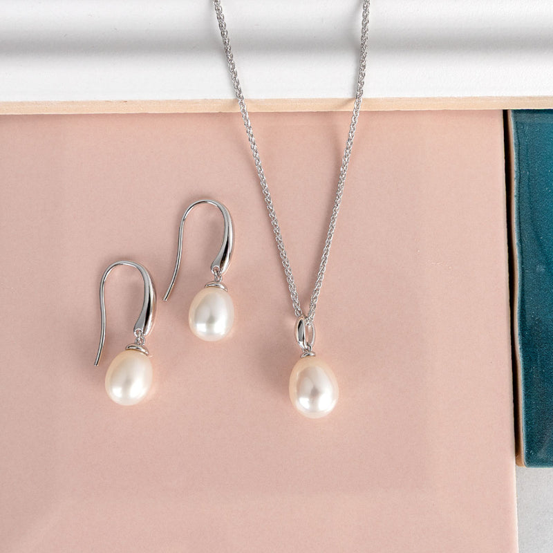 Kit Heath Silver Revival Classic Pearl Pendant Necklace 90427FP