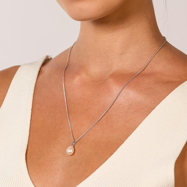 Kit Heath Silver Revival Classic Pearl Pendant Necklace 90427FP