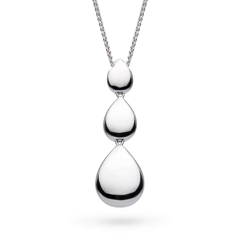 The Kit Heath Coast Pebble Smooth Triple Grande, a silver necklace from Kit Heath, available at OD’s Jewellers in St Helens